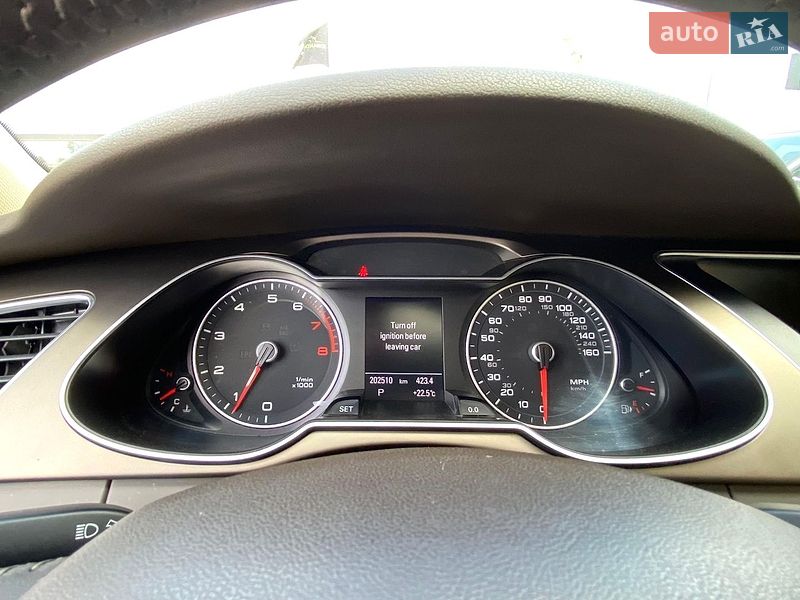 Седан Audi A4 2013 в Рівному