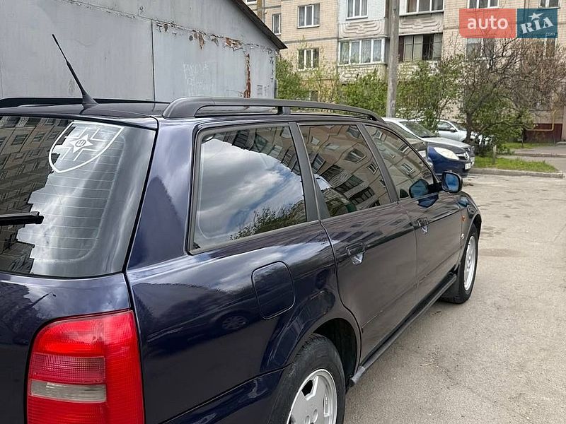Универсал Audi A4 1996 в Киеве