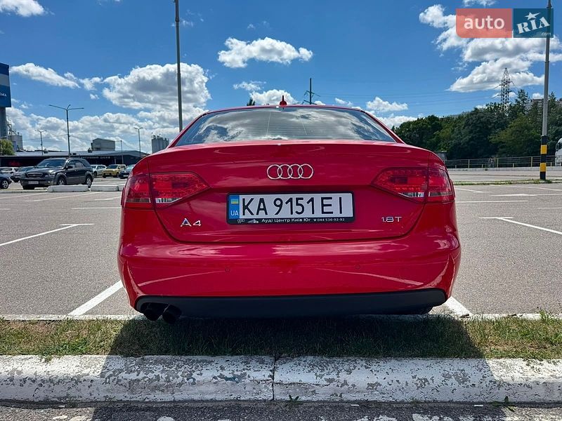 Седан Audi A4 2010 в Киеве