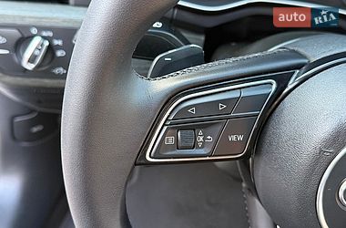 Седан Audi A4 2021 в Рівному