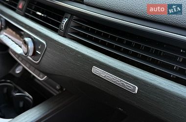 Седан Audi A4 2021 в Рівному