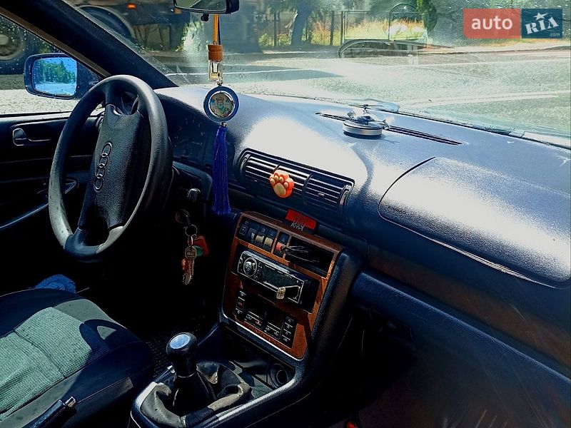 Універсал Audi A4 1996 в Перемишлянах