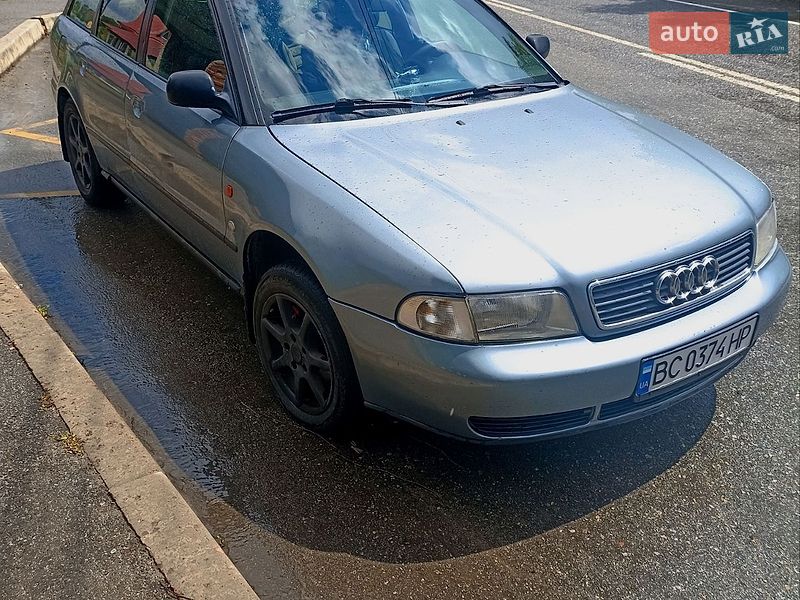 Універсал Audi A4 1996 в Перемишлянах