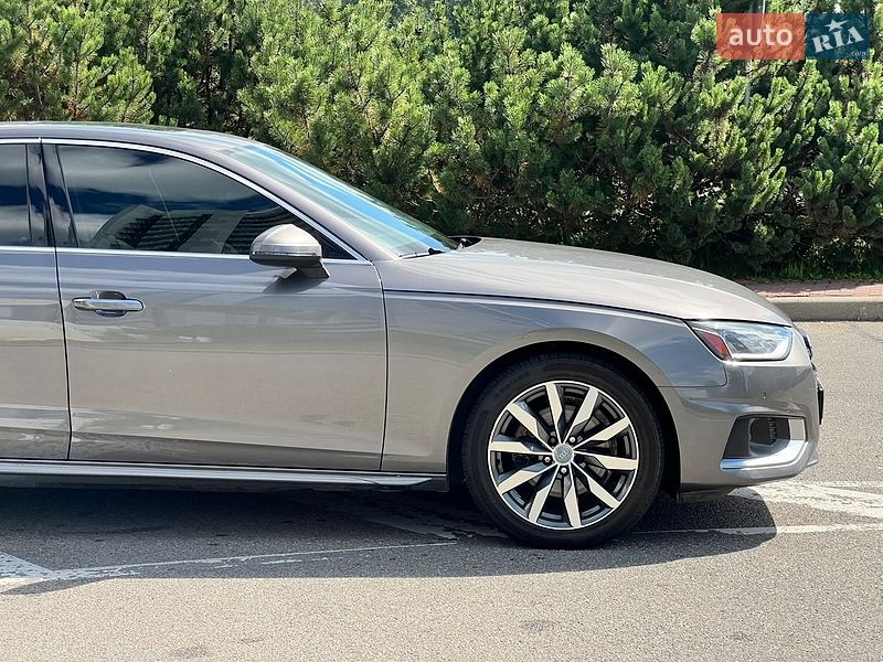 Седан Audi A4 2020 в Києві