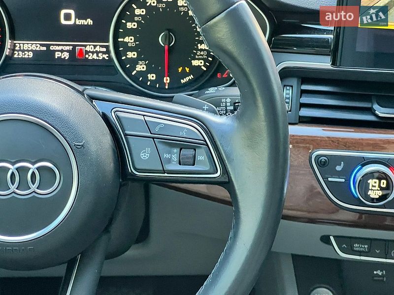 Седан Audi A4 2020 в Києві