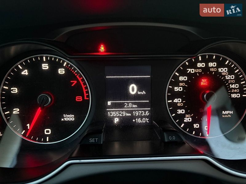 Седан Audi A4 2014 в Львове
