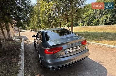 Седан Audi A4 2013 в Бучачі