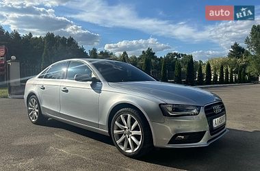 Седан Audi A4 2015 в Киеве