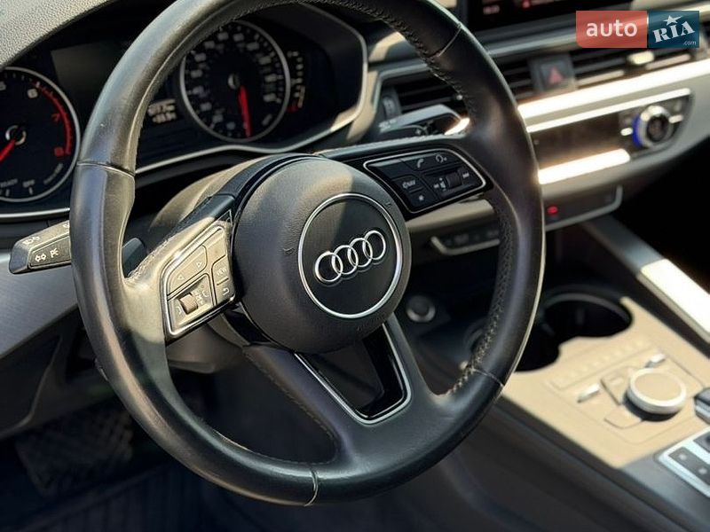 Седан Audi A4 2016 в Полтаві
