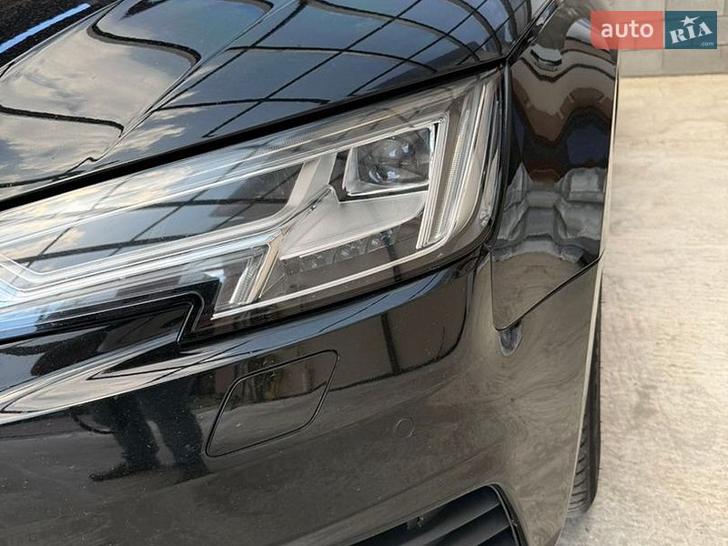 Седан Audi A4 2018 в Рівному