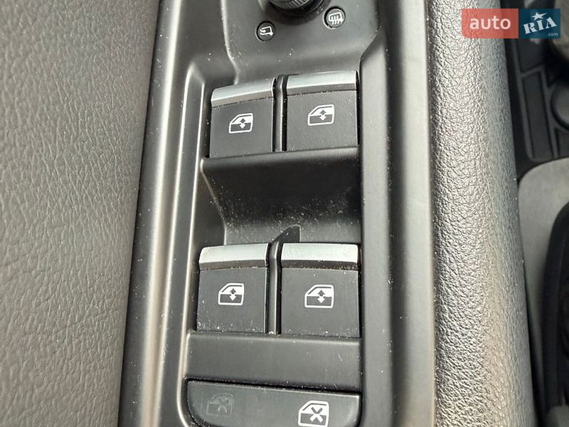 Седан Audi A4 2018 в Рівному