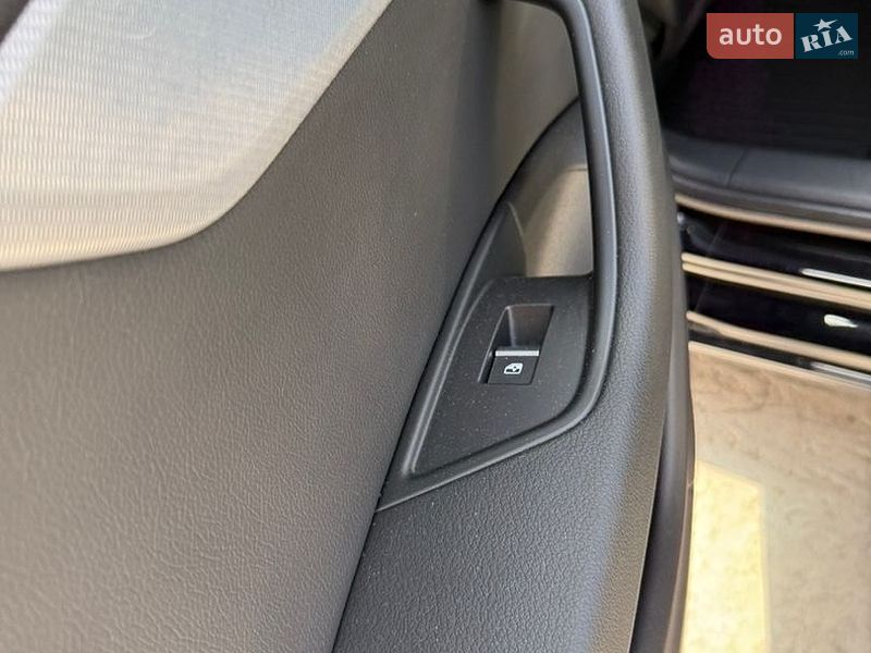 Седан Audi A4 2018 в Рівному