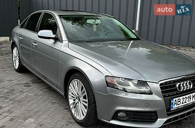 Седан Audi A4 2010 в Виннице