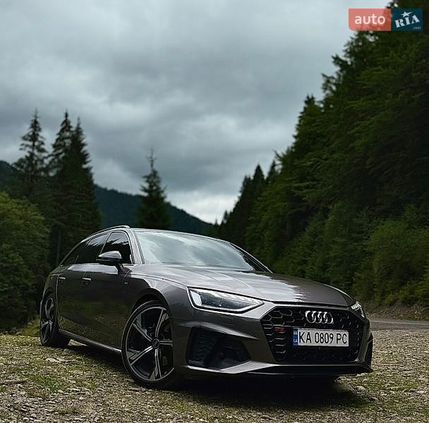 Audi A4 2021