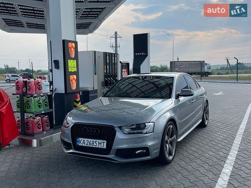 Audi A4 2014