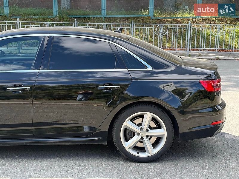 Седан Audi A4 2016 в Києві