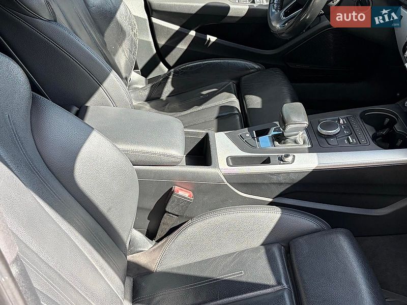 Седан Audi A4 2016 в Києві