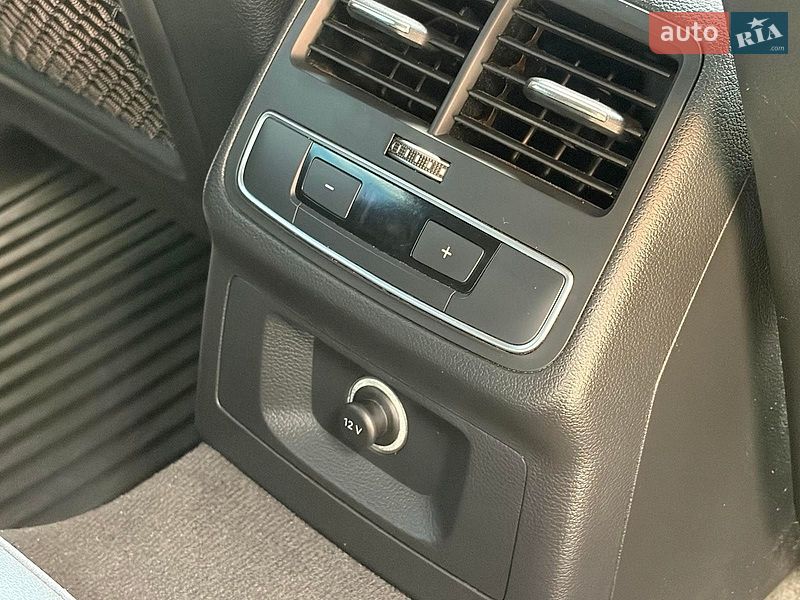 Седан Audi A4 2016 в Києві