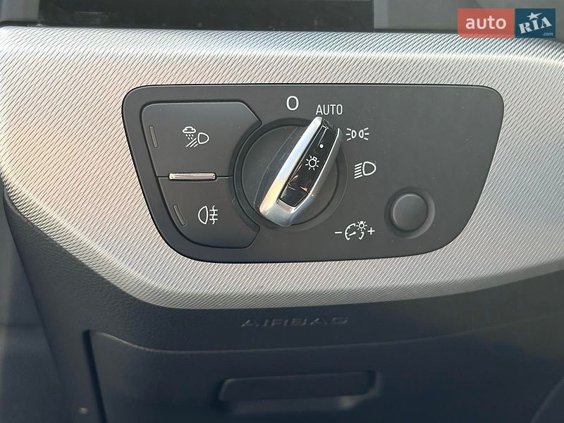 Седан Audi A4 2016 в Києві