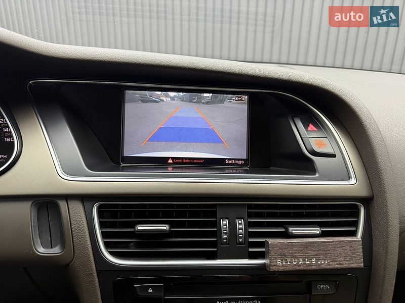 Седан Audi A4 2014 в Днепре