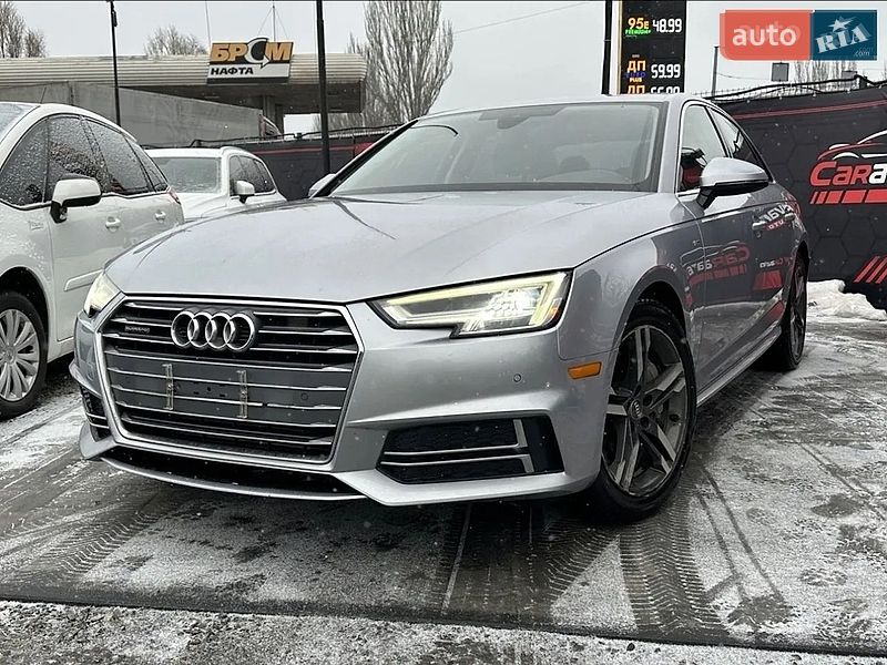 Седан Audi A4 2018 в Днепре