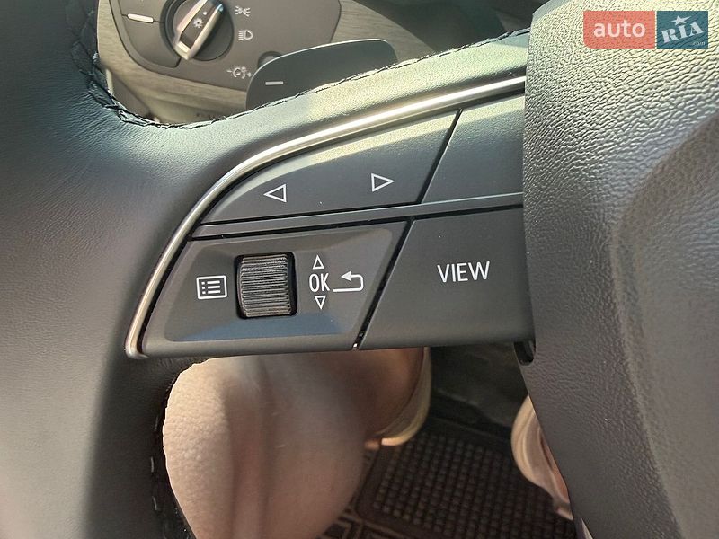 Седан Audi A4 2022 в Полтаве
