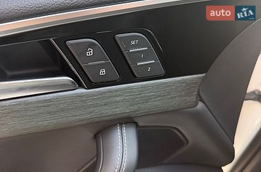 Седан Audi A4 2022 в Полтаве