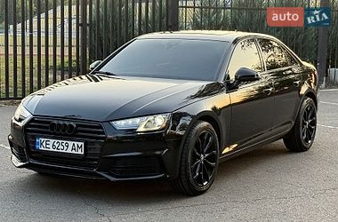 Седан Audi A4 2018 в Кривом Роге