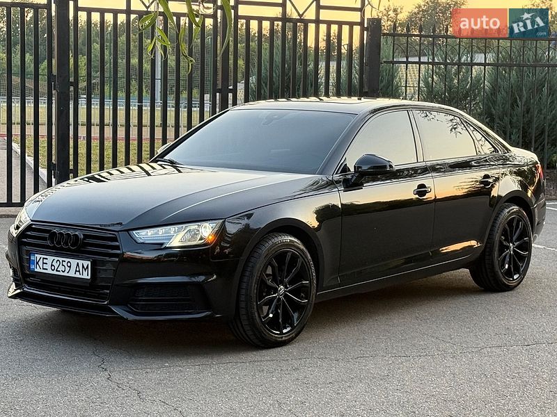 Седан Audi A4 2018 в Кривом Роге