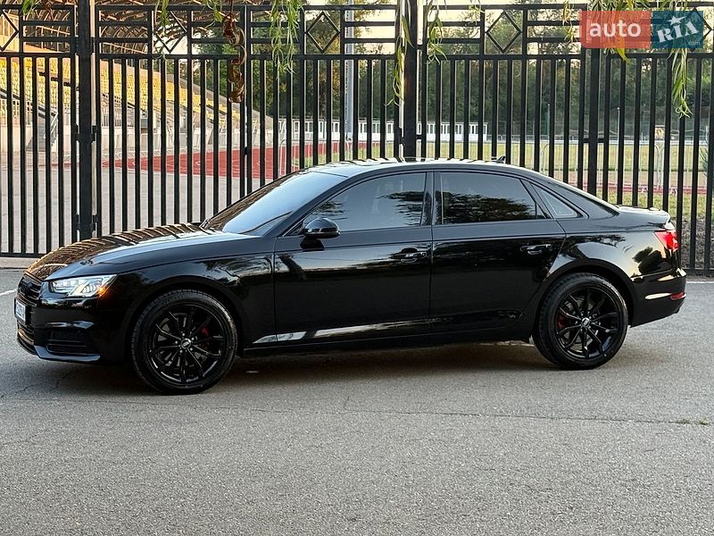Седан Audi A4 2018 в Кривом Роге