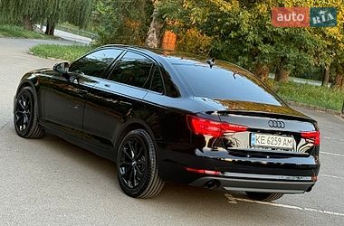 Седан Audi A4 2018 в Кривом Роге