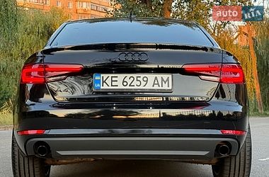 Седан Audi A4 2018 в Кривом Роге