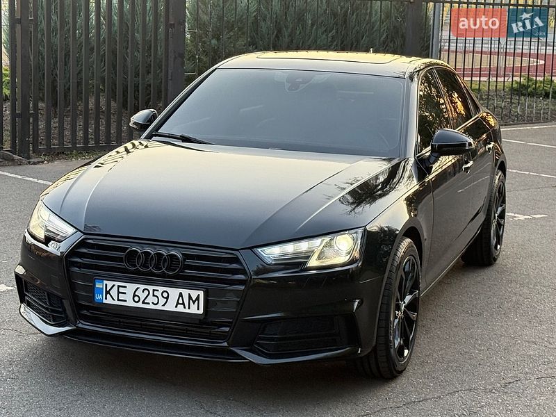 Седан Audi A4 2018 в Кривом Роге