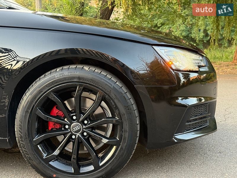 Седан Audi A4 2018 в Кривом Роге