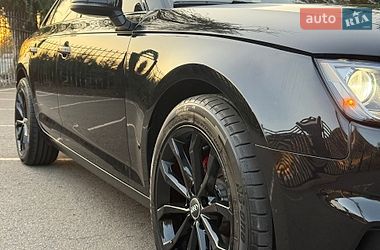 Седан Audi A4 2018 в Кривом Роге
