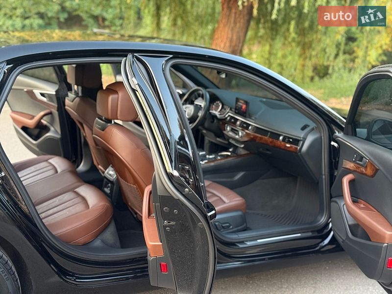 Седан Audi A4 2018 в Кривом Роге