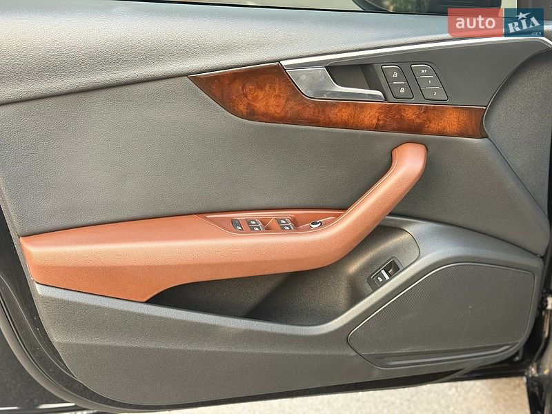 Седан Audi A4 2018 в Кривом Роге