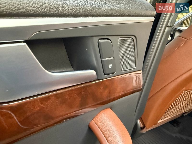 Седан Audi A4 2018 в Кривом Роге