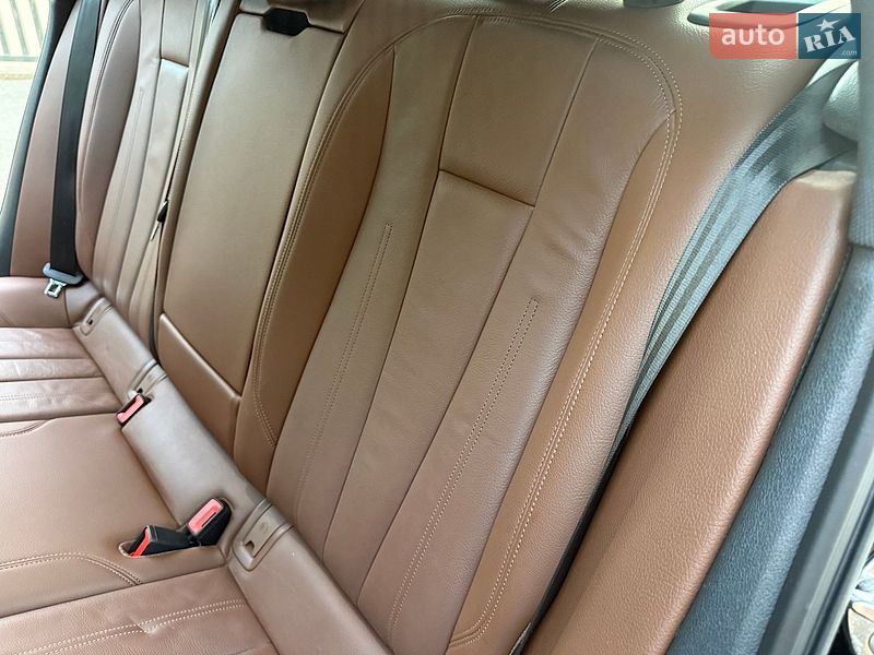 Седан Audi A4 2018 в Кривом Роге