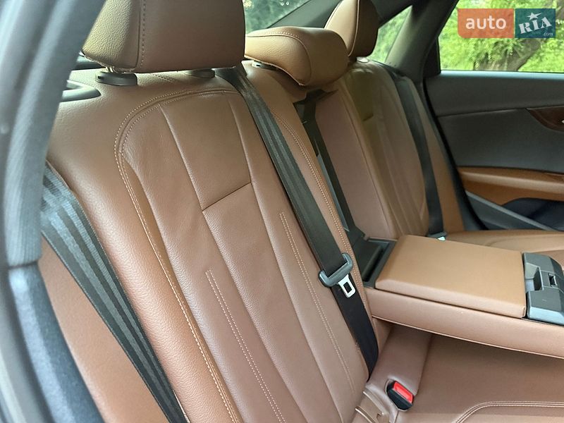 Седан Audi A4 2018 в Кривом Роге