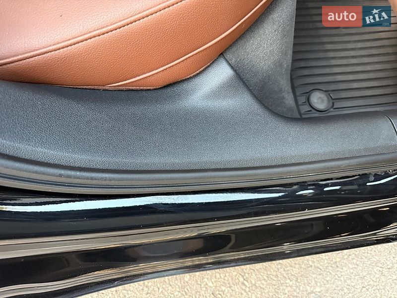 Седан Audi A4 2018 в Кривом Роге