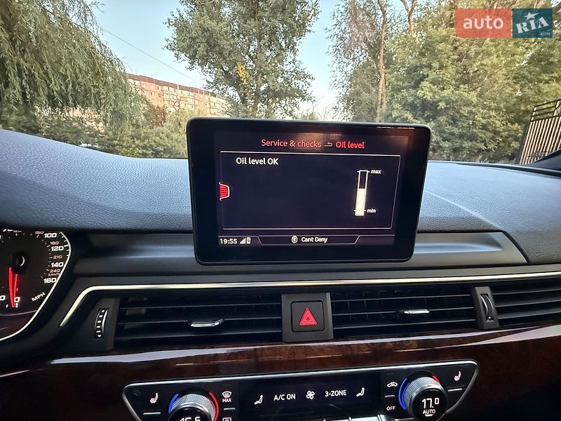 Седан Audi A4 2018 в Кривом Роге