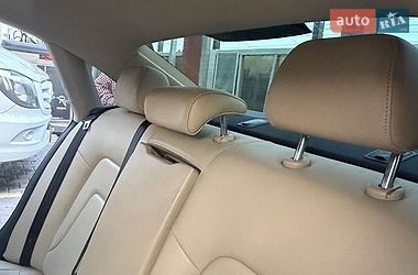 Седан Audi A4 2013 в Бучі