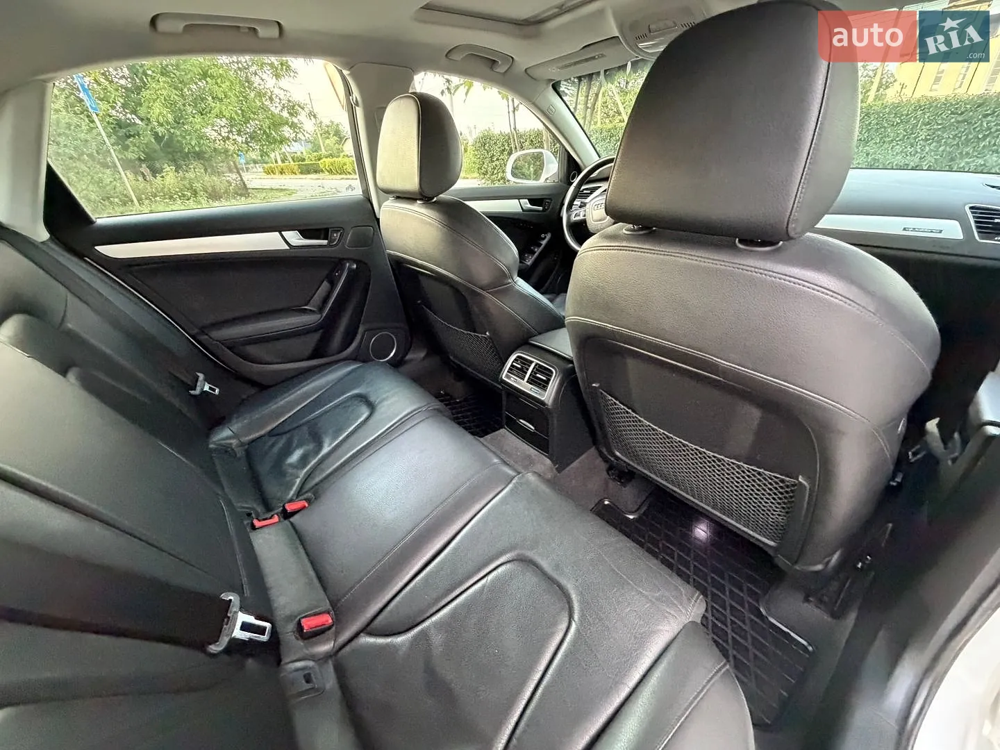 2011 Audi A4 - мініатюра 39