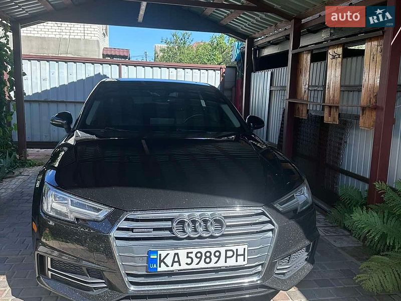 Седан Audi A4 2018 в Киеве