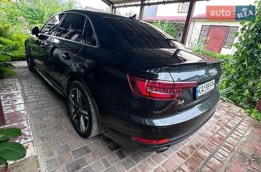 Седан Audi A4 2018 в Киеве
