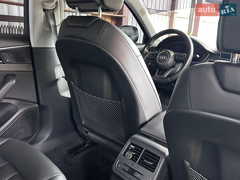 Седан Audi A4 2018 в Киеве