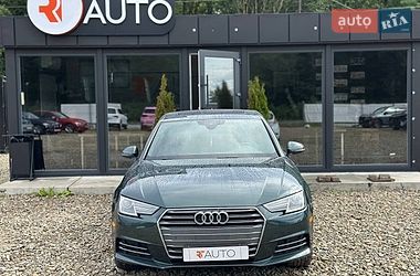 Седан Audi A4 2016 в Львові