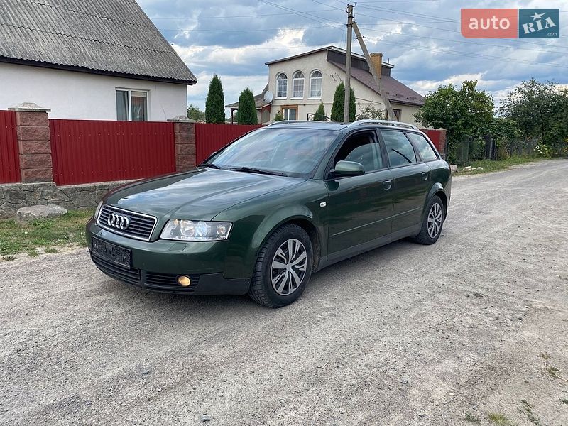 Универсал Audi A4 2001 в Рокитном