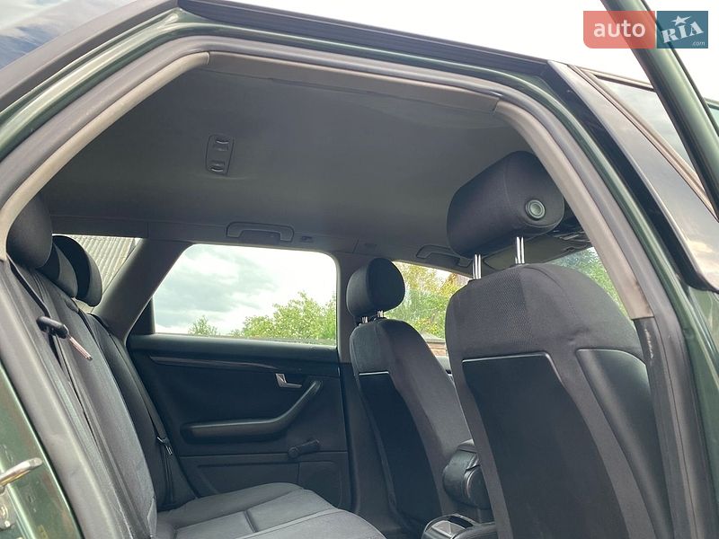 Универсал Audi A4 2001 в Рокитном